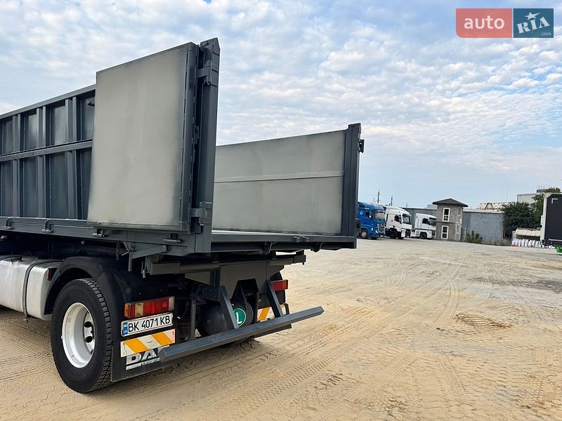Самосвал DAF 85 2011 в Ровно