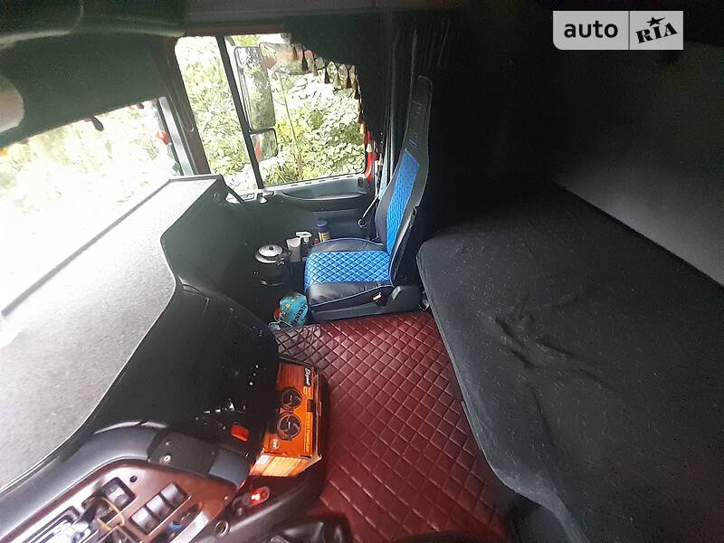 Тягач DAF 95 2001 в Рівному