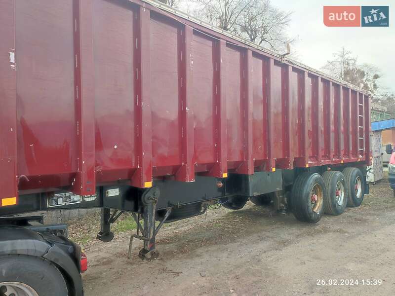 Зерновоз DAF 95 2005 в Тульчине