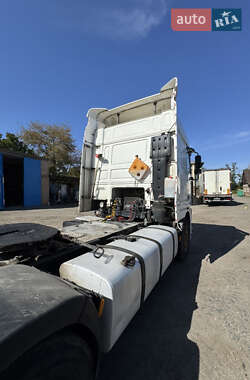 Тягач DAF 95 2002 в 