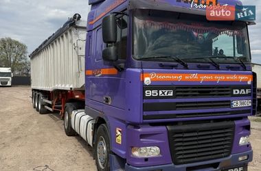 Тягач DAF 95 2002 в Прилуках