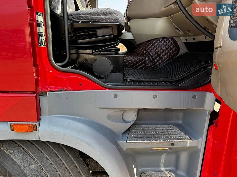 Тягач DAF 95 1999 в Благовещенском
