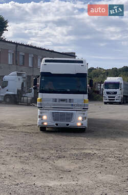 Для перевозки животных DAF AE 2003 в 