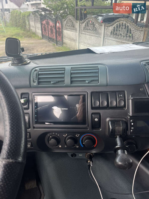 Тентований DAF CF 75 2002 в Києві