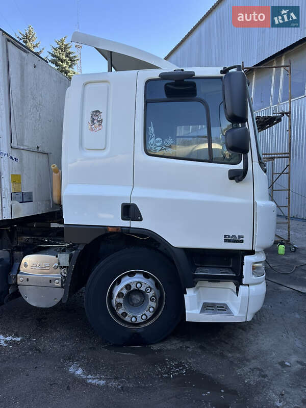 Контейнеровоз DAF CF 75 2008 в Черкасах