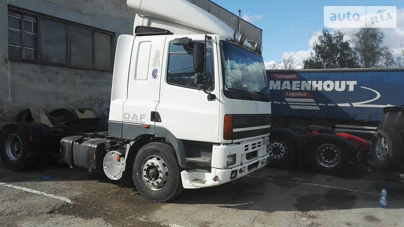 Тягач DAF CF 85 2000 в Тернополе