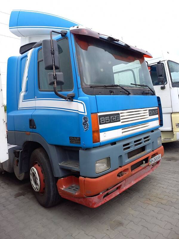 Тягач DAF CF 85 2000 в Одессе