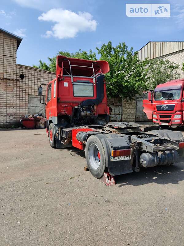 Тягач DAF CF 85 2001 в Новой Одессе
