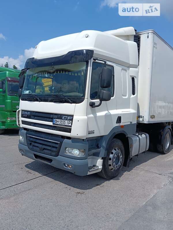 Тягач DAF CF 85 2012 в 