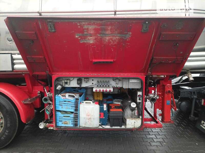 Тягач DAF CF 85 2011 в Чернівцях