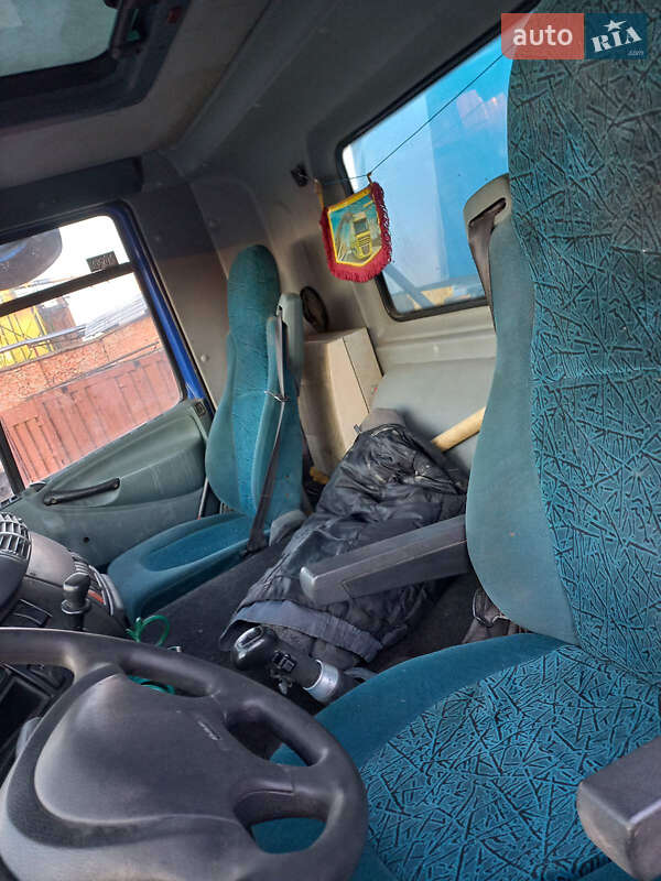 Самоскид DAF CF 85 2004 в Рівному