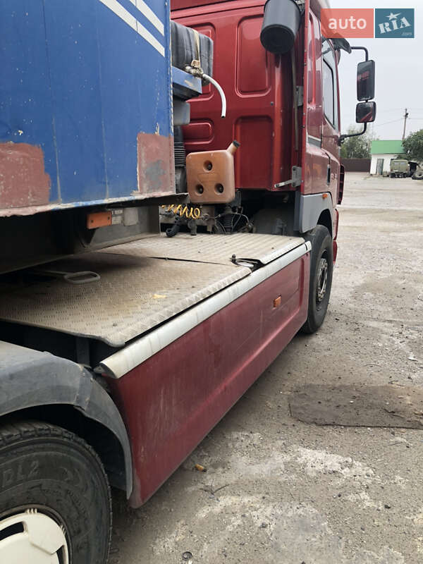 Тягач DAF CF 85 2005 в Миколаєві