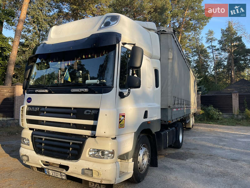 Тягач DAF CF 85 2009 в Смілі