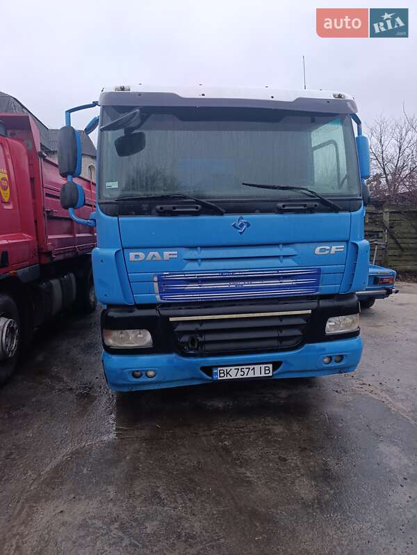 Самосвал DAF CF 85 2008 в Ровно