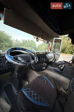 Тягач DAF CF 85 2009 в 