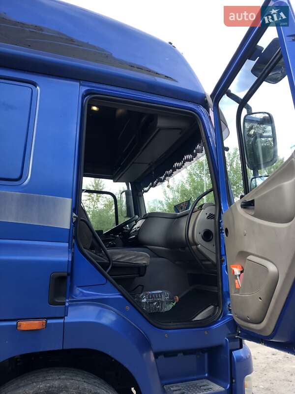 Тягач DAF CF 85 2007 в Звягелі