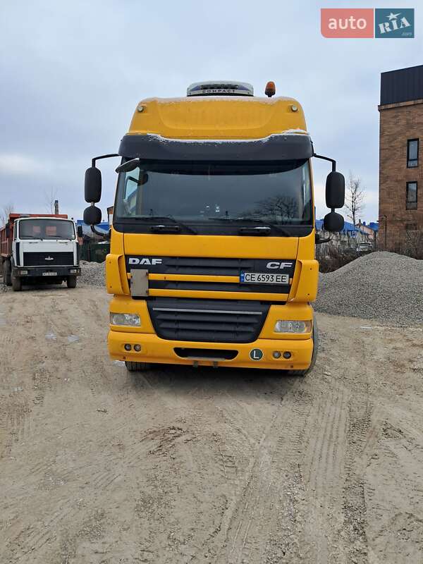 Тягач DAF CF 85 2011 в 