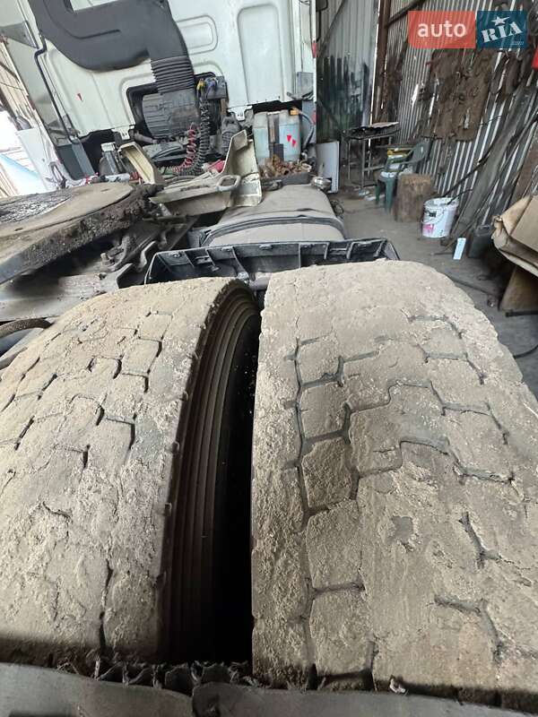 Тягач DAF CF 85 2001 в Киеве