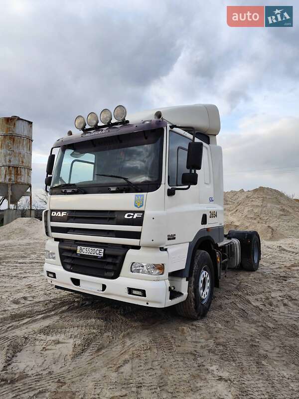 Тягач DAF CF 85 2005 в Радехові
