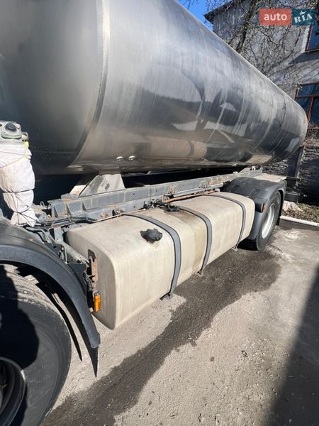 Цистерна DAF CF 85 2013 в Киеве