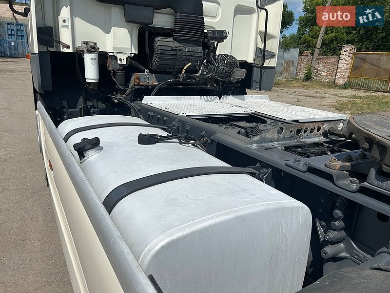 Тягач DAF CF 85 2011 в Полтаві