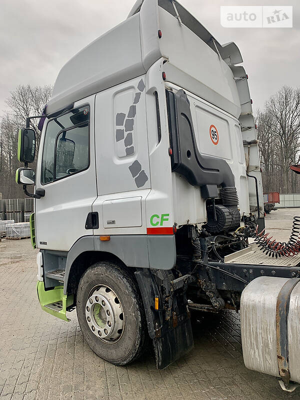Тягач DAF CF 2009 в Ивано-Франковске