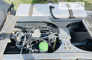 Тягач DAF CF 2008 в 