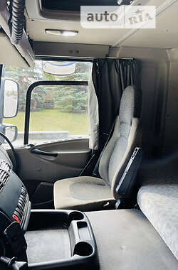 Тягач DAF CF 2008 в 