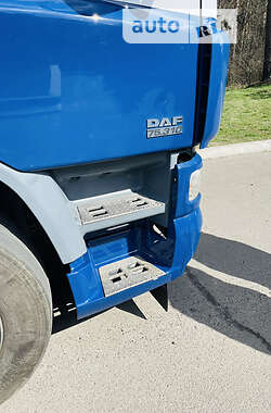 Тягач DAF CF 2008 в 