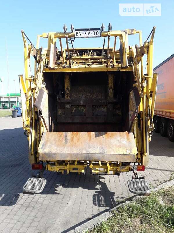 Мусоровоз DAF CF 2009 в Новомосковске
