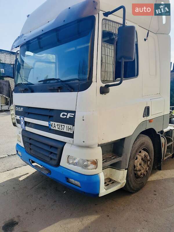 Тягач DAF CF 2004 в Києві