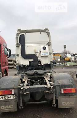 Тягач DAF CF 2006 в 