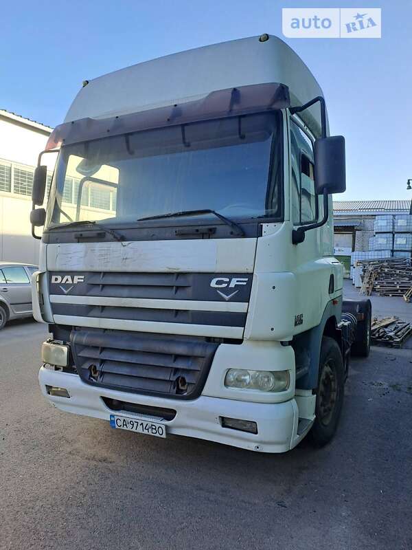 Тягач DAF CF 2004 в 