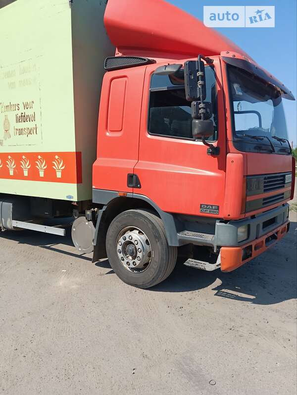 Вантажний фургон DAF CF 2001 в Харкові