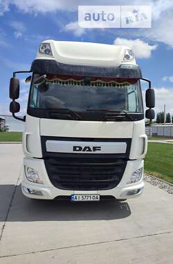 Тягач DAF CF 2016 в 