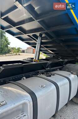 Самосвал DAF CF 2016 в 