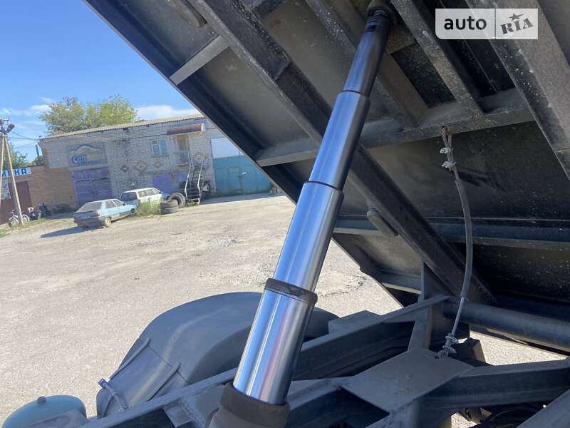 Самосвал DAF CF 2009 в Любаре