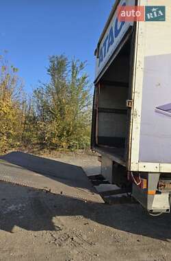 Грузовой фургон DAF CF 2003 в Запорожье