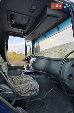 Грузовой фургон DAF CF 2003 в Запорожье