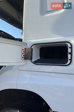 Тягач DAF CF 2014 в 