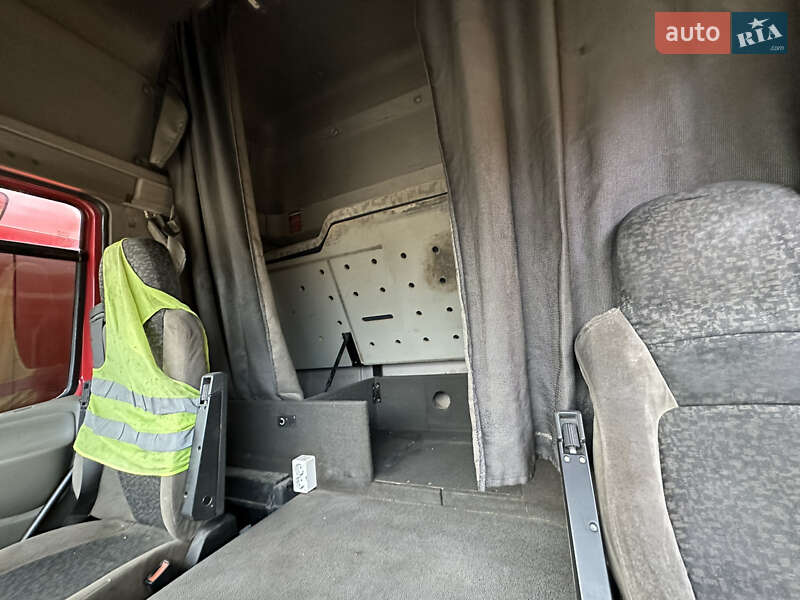 Тягач DAF CF 2008 в Жашківу