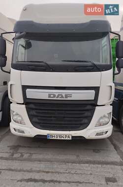 Тягач DAF CF 2015 в 