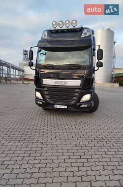 Тягач DAF CF 2015 в 
