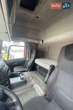 Тягач DAF CF 2015 в 