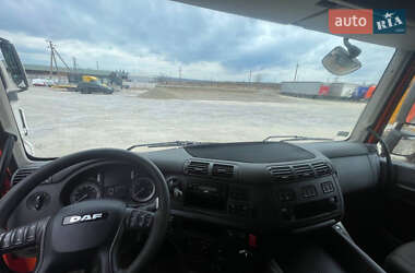 Тягач DAF CF 2015 в 
