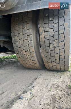 Грузовой фургон DAF CF 2003 в 