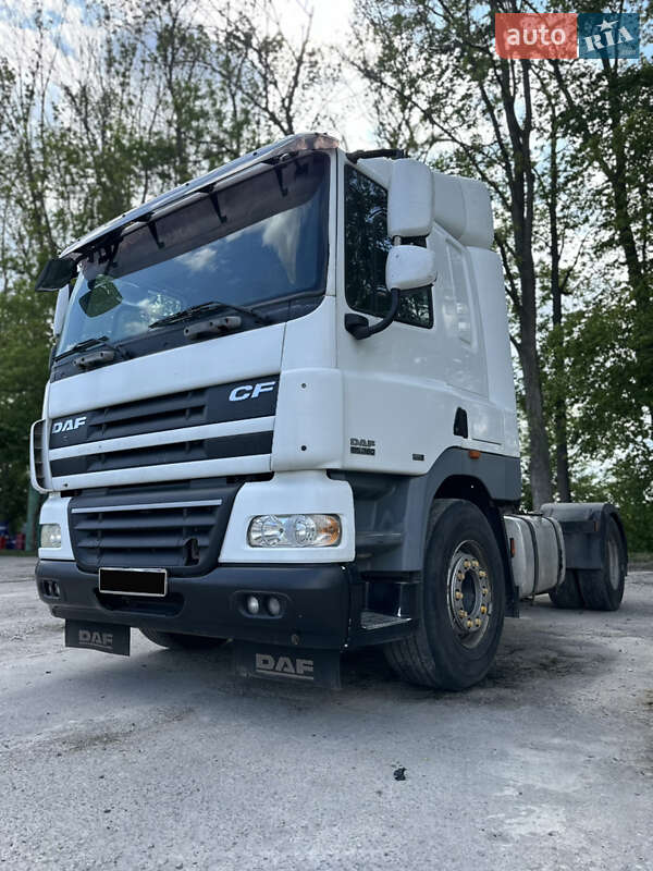 Тягач DAF CF 2008 в 