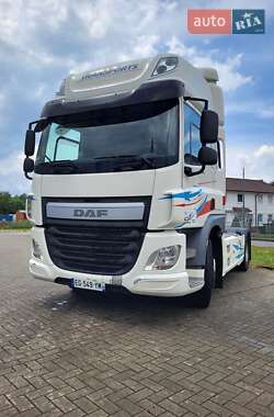 Тягач DAF CF 2016 в 
