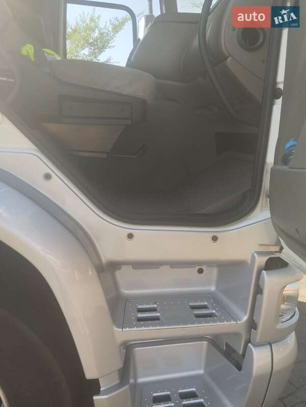 Тягач DAF CF 2008 в Запорожье