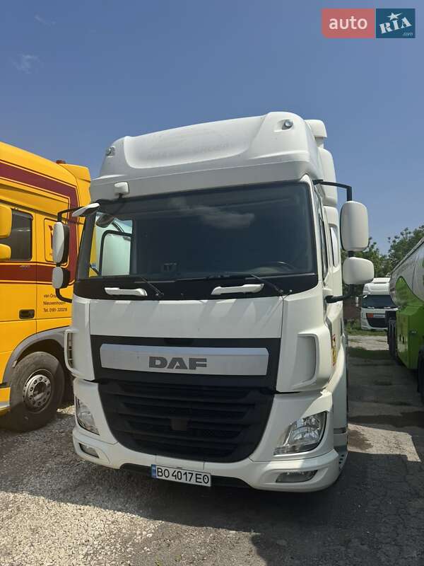 Тягач DAF CF 2014 в 